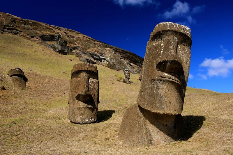 Original photo of Moai Statues